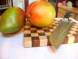 How to slice a mango