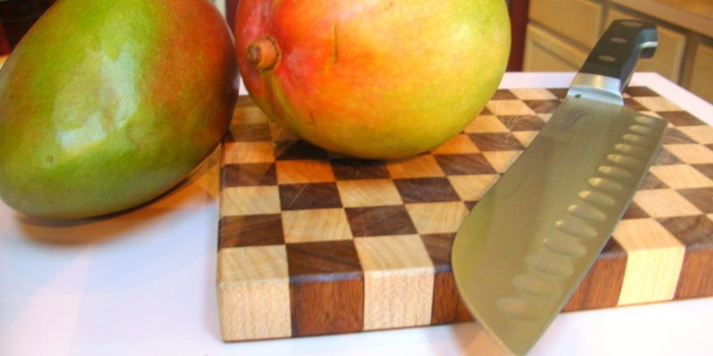 How to slice a mango